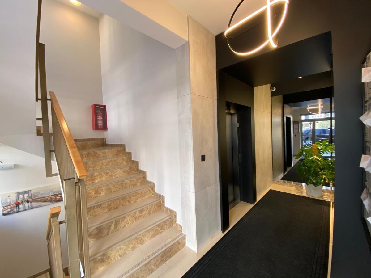 Fanky City Apartments Подгорица Екстериор снимка