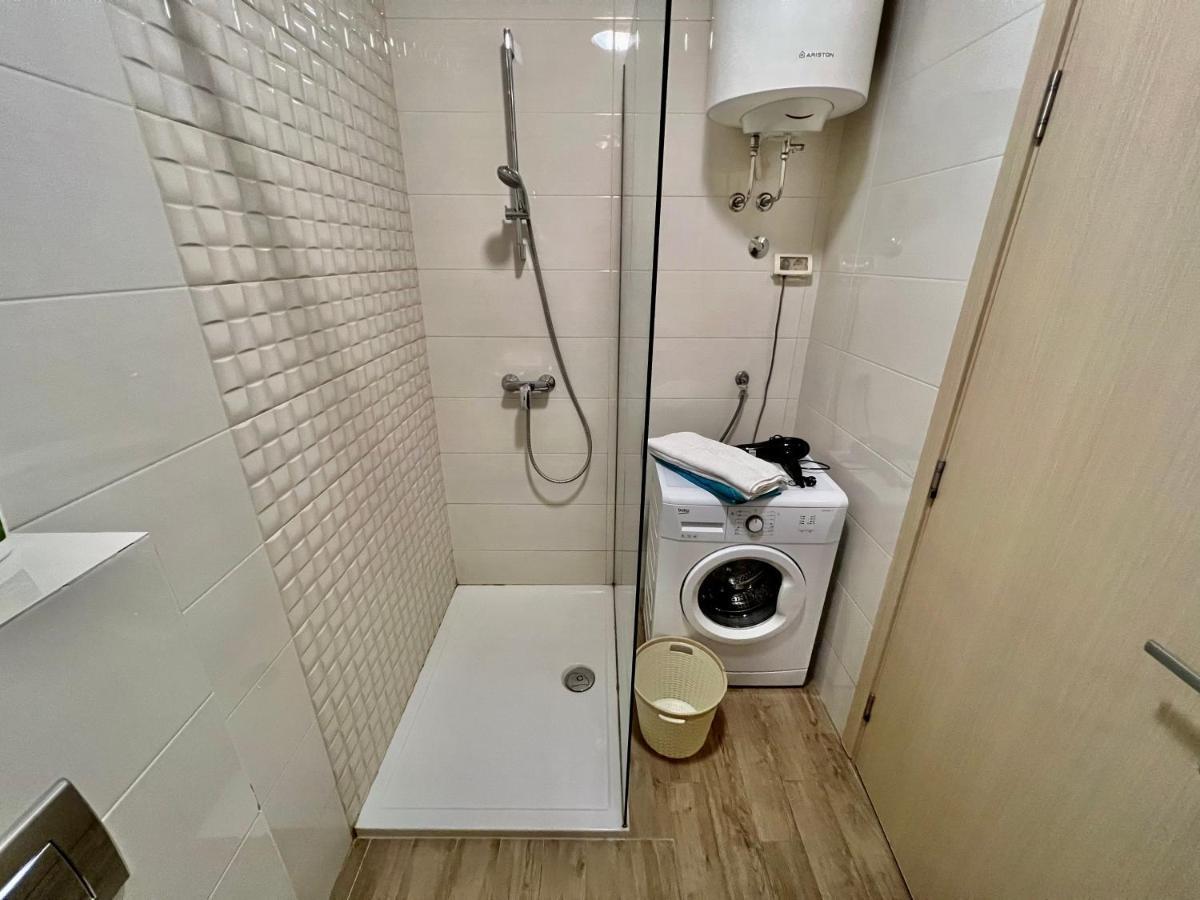 Fanky City Apartments Подгорица Екстериор снимка