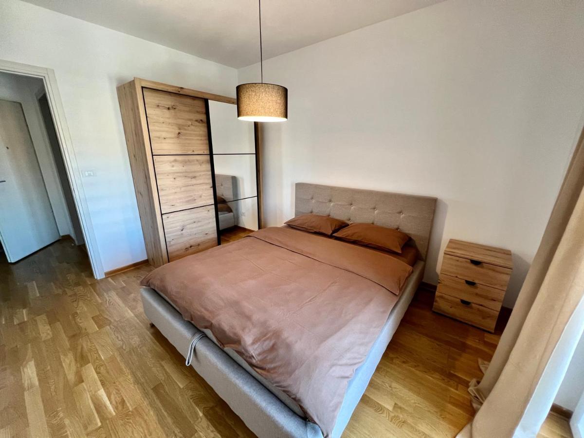 Fanky City Apartments Подгорица Екстериор снимка