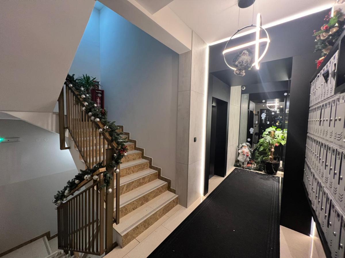 Fanky City Apartments Подгорица Екстериор снимка