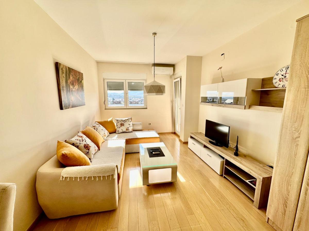 Fanky City Apartments Подгорица Екстериор снимка